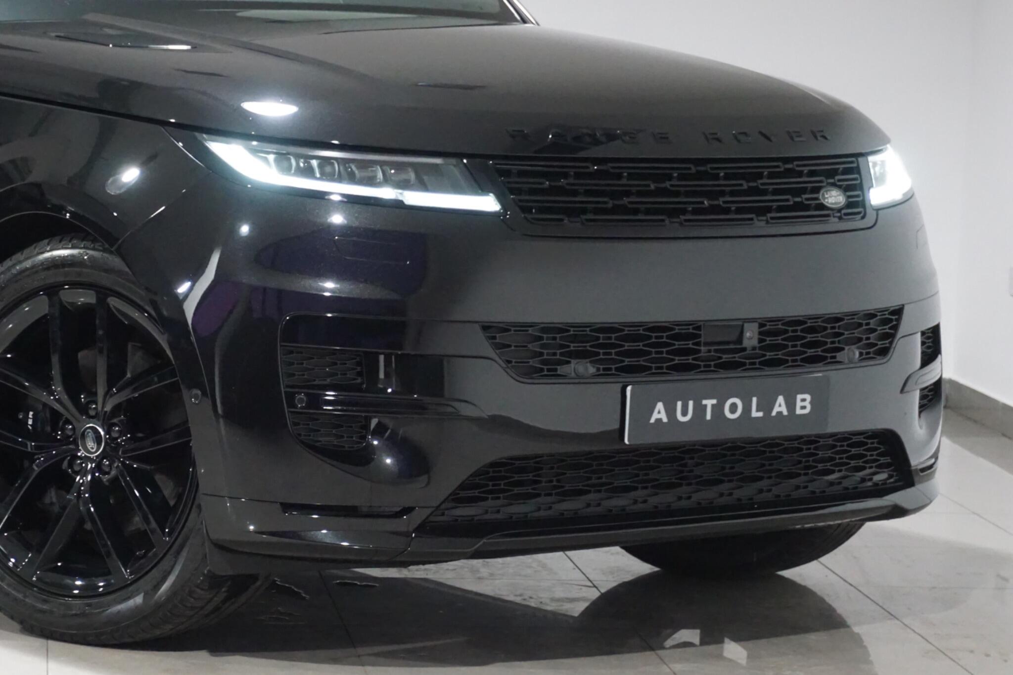 Land Rover Range Rover Sport 3.0 D300 MHEV Dynamic SE SUV 5dr Diesel Auto 4WD Euro 6 (s/s) (300 ps)